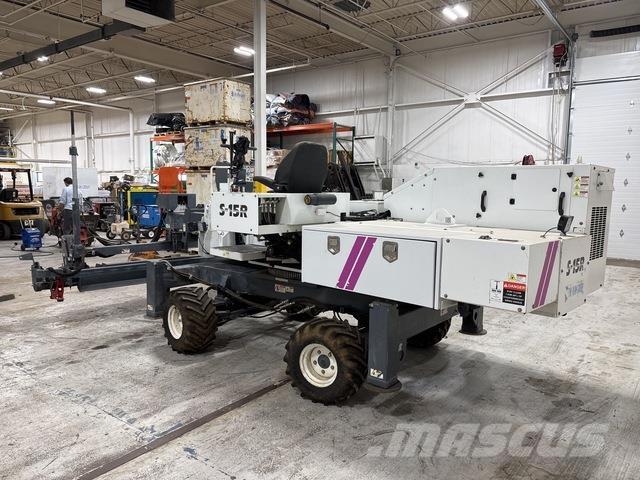 Somero S-15R Бетонні розподільні буми