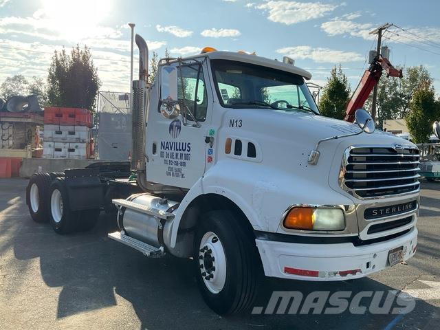 Sterling  Тягачі