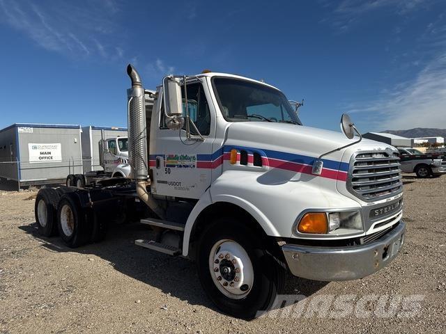 Sterling 9500 Тягачі