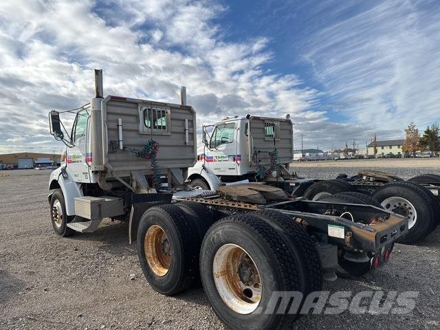 Sterling 9500 Тягачі