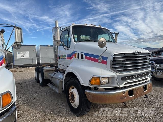 Sterling 9500 Тягачі