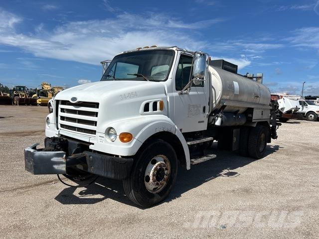 Sterling L7500 Бетономішалки (Автобетонозмішувачі)