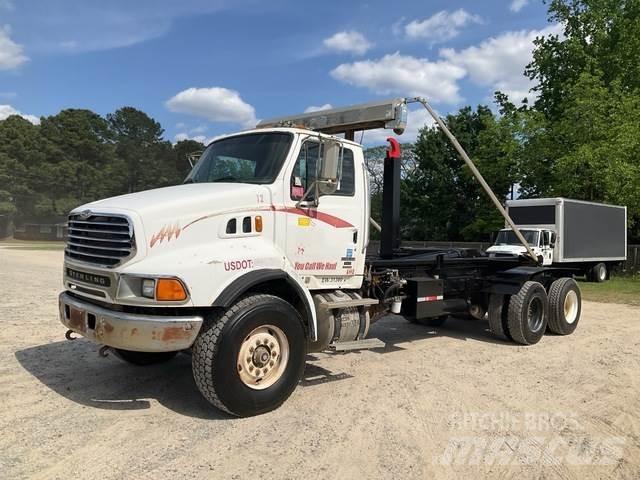 Sterling L9500 Вантажівки з гаковим підйомом