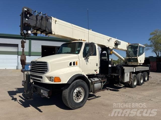 Sterling L9500 Вантажівки / спеціальні