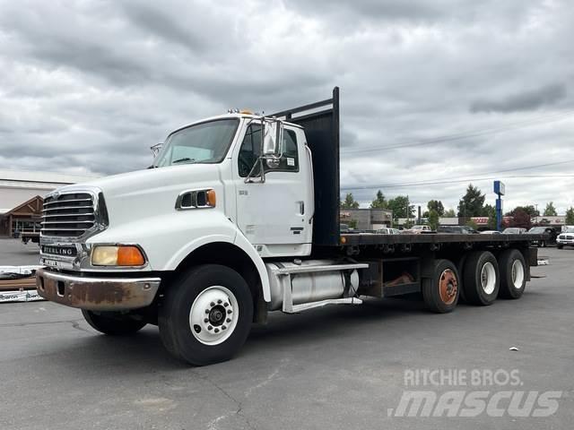 Sterling L9500 Вантажівки-платформи/бокове розвантаження