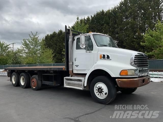 Sterling L9500 Вантажівки-платформи/бокове розвантаження