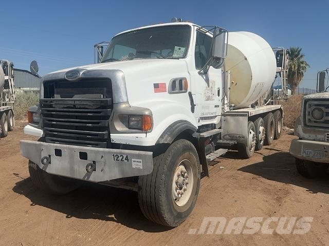 Sterling L9500 Вантажівки / спеціальні