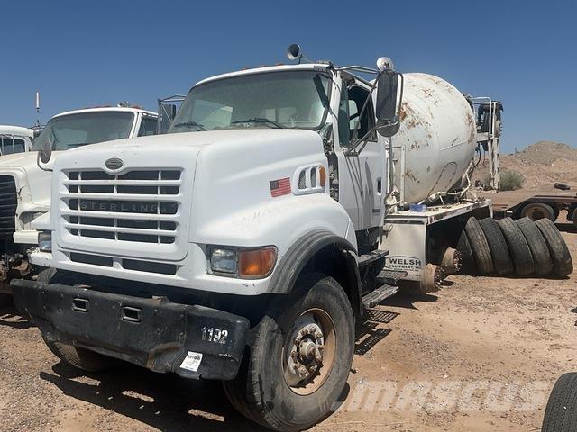 Sterling L9500 Вантажівки / спеціальні