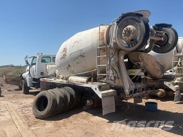 Sterling L9500 Вантажівки / спеціальні