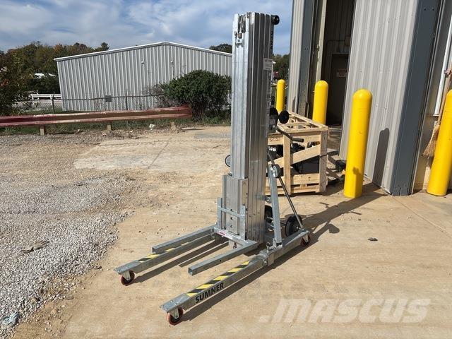 Sumner 2124 Підйомно-транспортне обладнання і вантажні ліфти