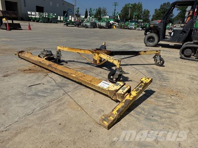 Sumner R250 Підйомно-транспортне обладнання і вантажні ліфти