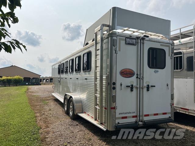 Sundowner  Трейлери для транспортування тварин