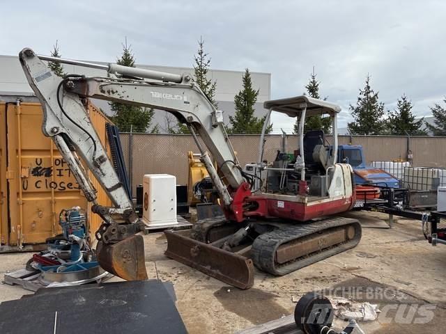 Takeuchi TB145 Гусеничні екскаватори
