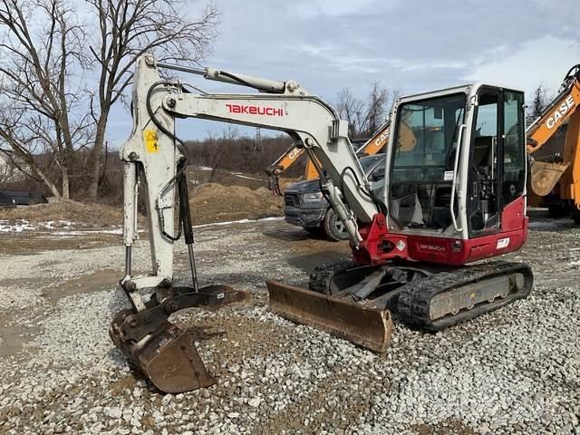Takeuchi TB240 Гусеничні екскаватори