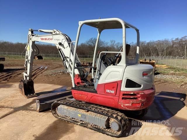 Takeuchi TB240 Гусеничні екскаватори