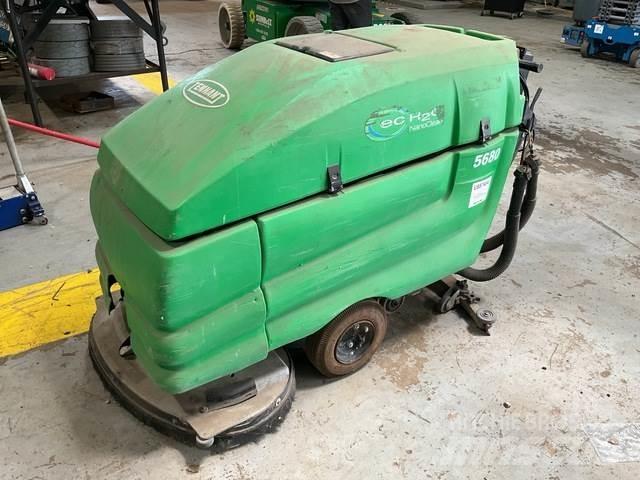 Tennant 5680E Підлогомиючі машини