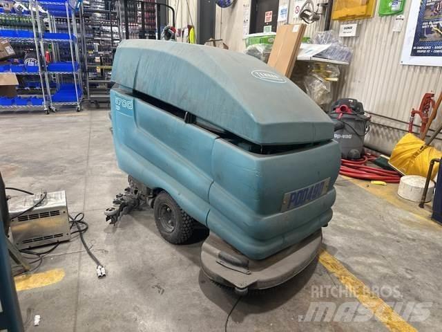 Tennant 5700XP Підлогомиючі машини