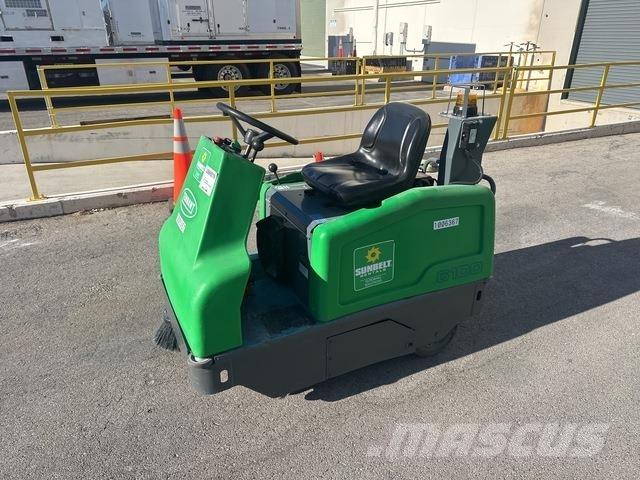 Tennant 6100 Внутрішні підмітальні машини