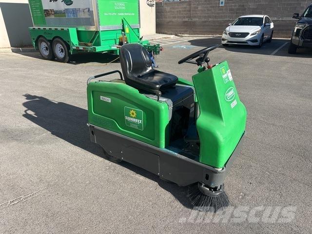 Tennant 6100 Внутрішні підмітальні машини