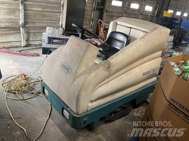Tennant 7200 Підлогомиючі машини