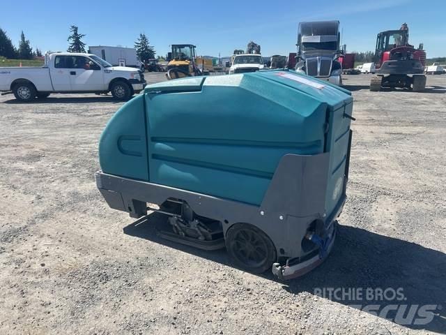 Tennant 7300 Підлогомиючі машини