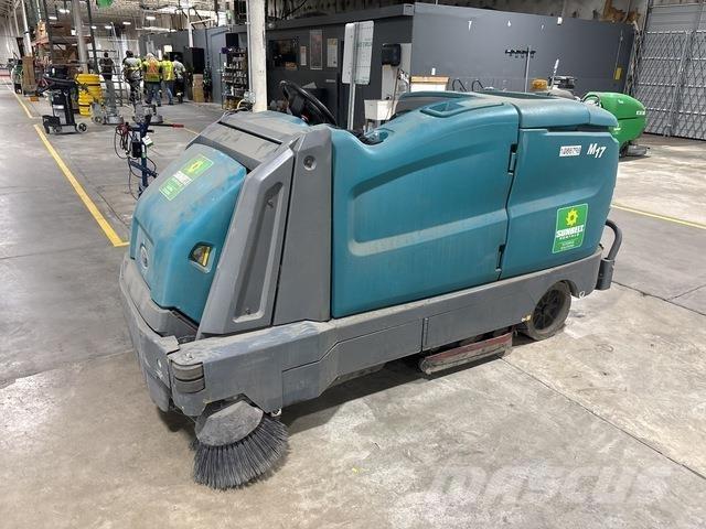 Tennant M17 Підлогомиючі машини