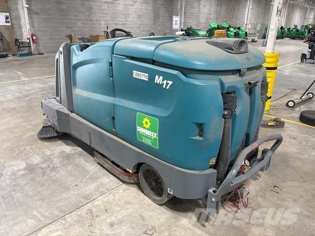 Tennant M17 Підлогомиючі машини