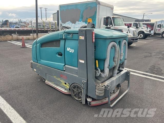 Tennant M20 Підлогомиючі машини