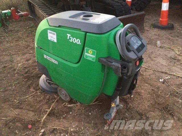 Tennant T300 Підлогомиючі машини