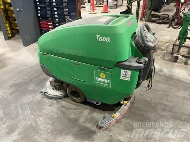 Tennant T600E Підлогомиючі машини