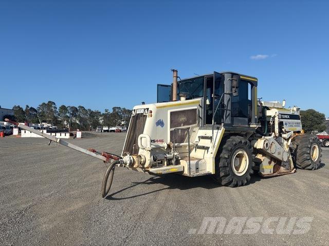 Terex  Ущільнювачі грунту