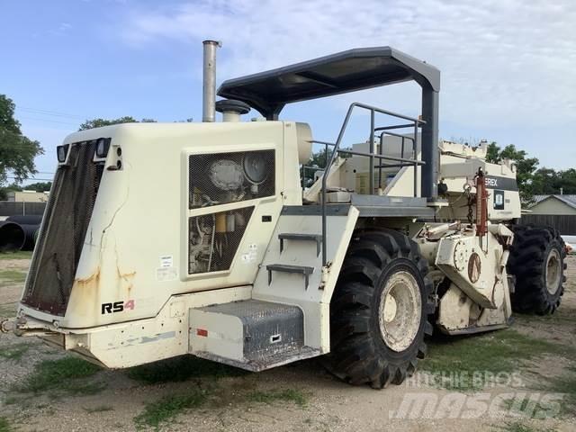 Terex RS-425C Ущільнювачі грунту