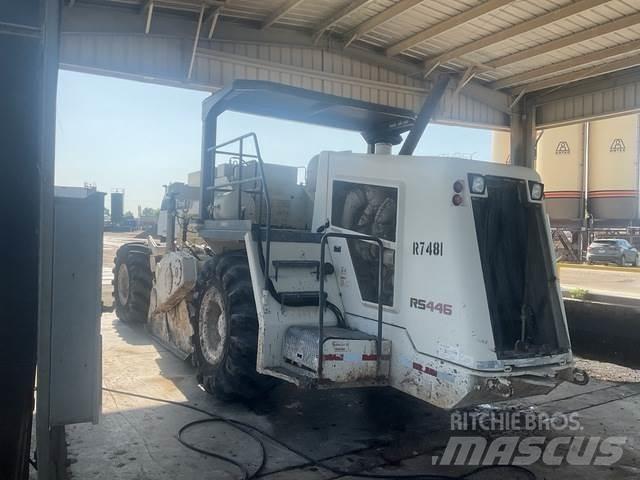 Terex RS446 Ущільнювачі грунту