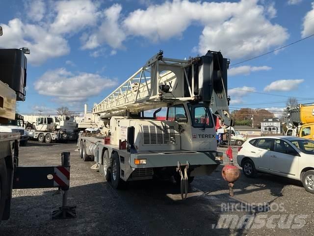 Terex T560-1 Гусеничні крани