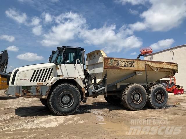 Terex TA300 Зчленовані самоскиди