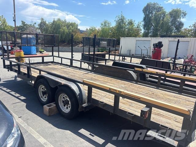 Texas  Причепи для тюків