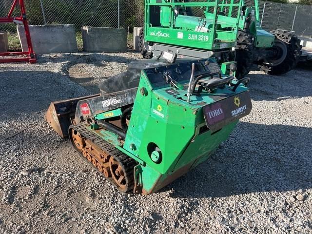 Toro 22323G Міні-навантажувачі