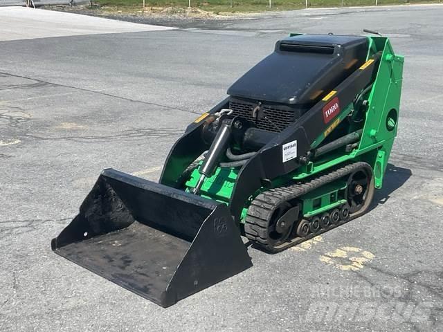 Toro 22323G Міні-навантажувачі