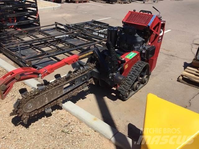 Toro TRX-250 Канавокопачі