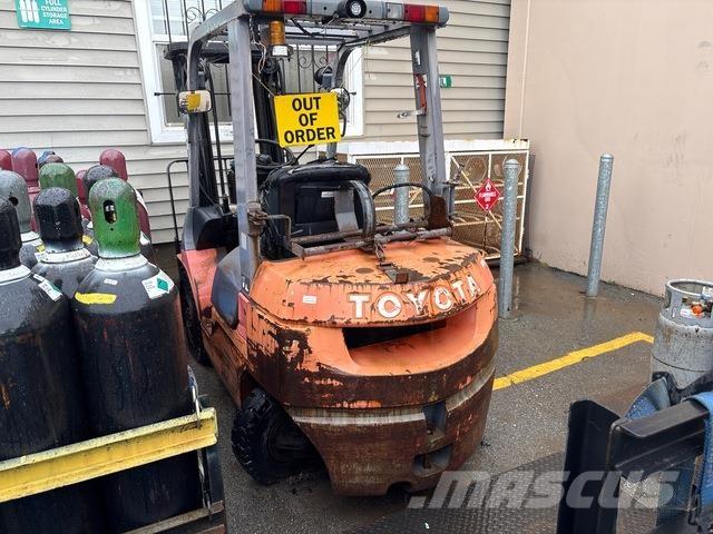 Toyota 7FGU25 Інше