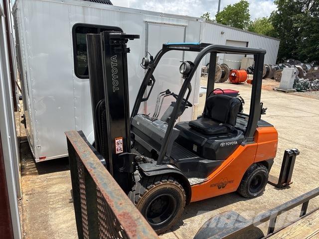 Toyota 8FGU30 Інше