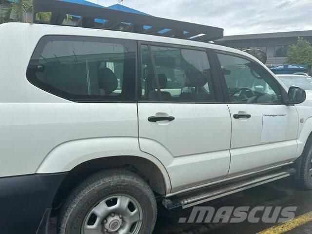 Toyota Prado Автомобілі