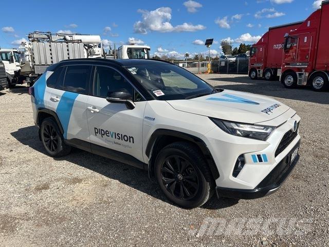 Toyota Rav4 Автомобілі