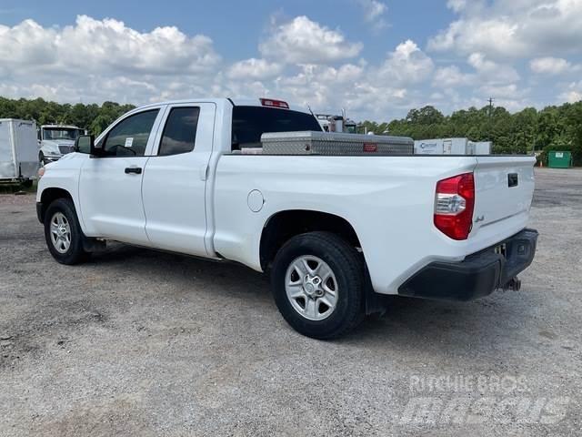 Toyota Tundra Інше