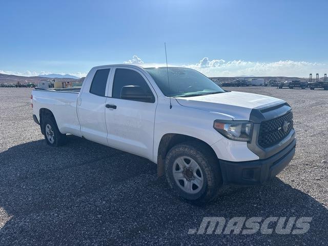 Toyota Tundra Пікапи / Бічне розвантаження
