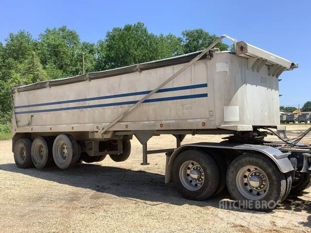 Travis S102 Самоскиди