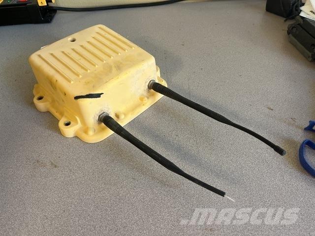 Trimble SNR920 Будтехніка - Інші