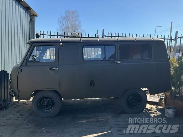  UAZ 452A3 Панельні фургони