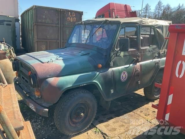  UAZ 469B Автомобілі