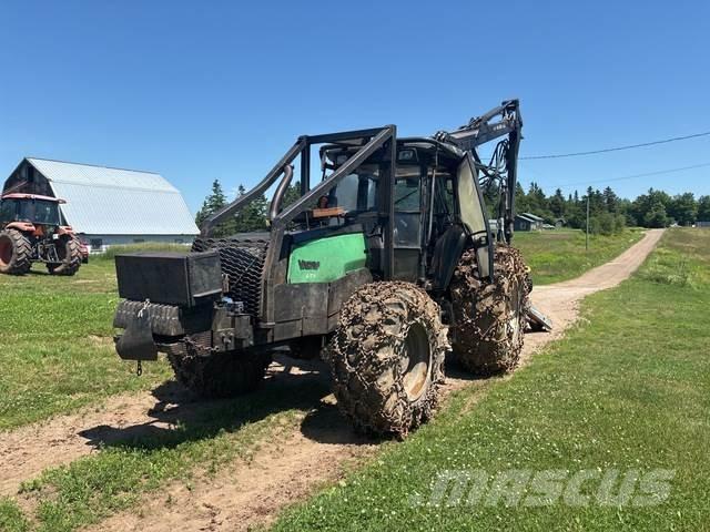 Valtra X120 Трактори